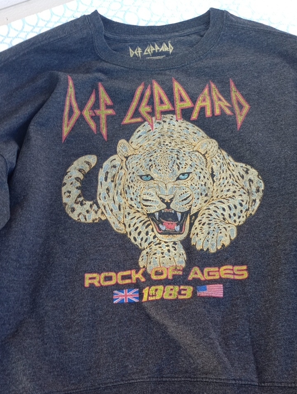 Def Leppard Women's Dark Gray 'Rock of Ages 1983' Graphic Sweatshirt